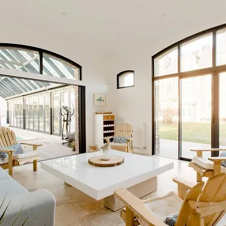 Ecurie Les Tourelles Piscine Interieure & Tatil Evi Gainneville