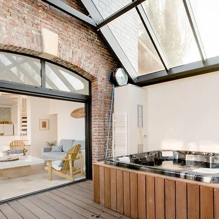 Ecurie Les Tourelles Piscine Interieure & Tatil Evi *