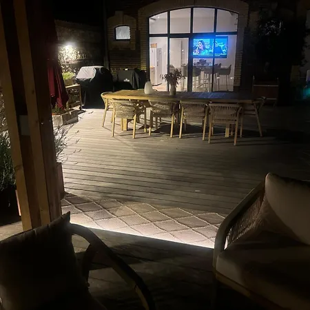 Ecurie Les Tourelles Piscine Interieure & Gainneville