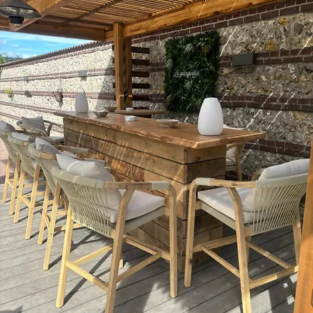 Tatil Evi Ecurie Les Tourelles Piscine Interieure & *