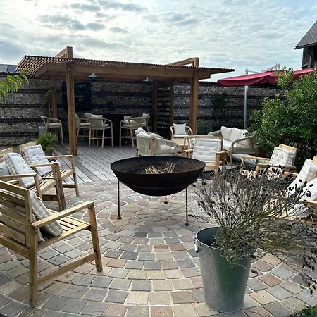 Tatil Evi Ecurie Les Tourelles Piscine Interieure & Gainneville